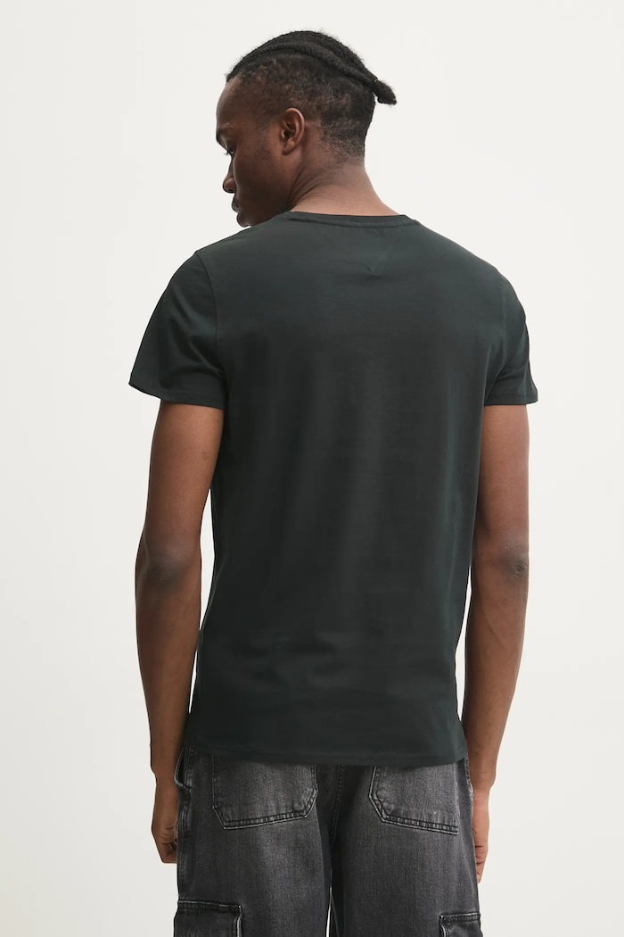 Oblečenie Tommy Jeans tričko pánske bavlnené DM0DM04411 čierna