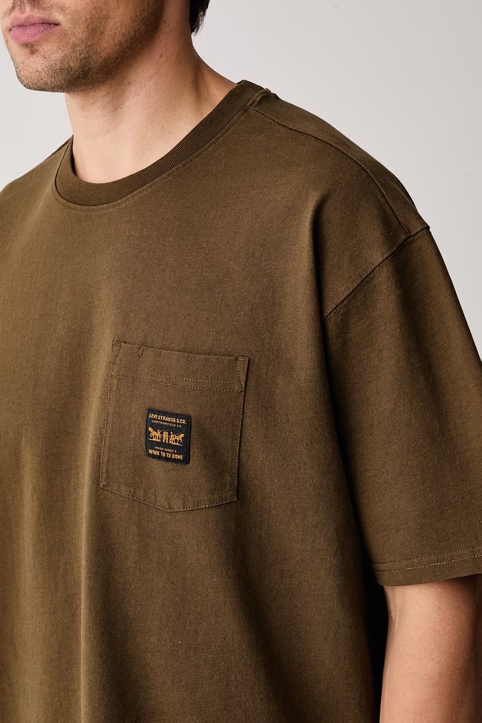 Levi's T-shirt męski bawełniany SS WORKWEAR PKT 008AB brązowy AA00