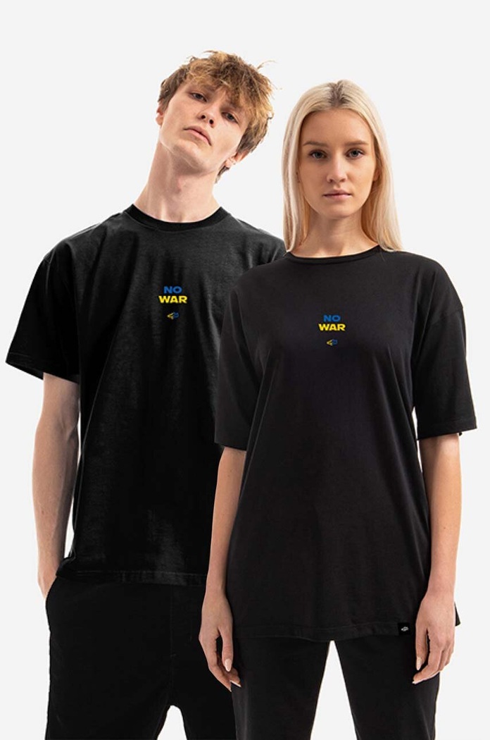Bavlněné tričko SneakerStudio x No War regular černá SS.UA.NO.WAR.11