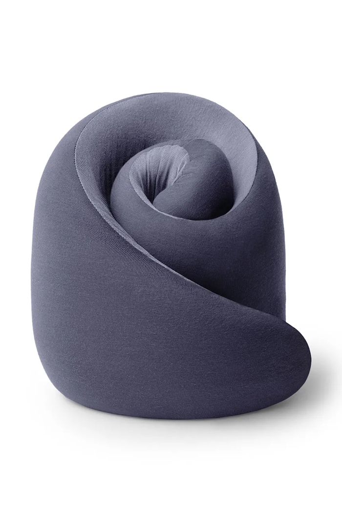 Vankúš na krk Ostrichpillow Go Night Walk OPGV26U modrá AA00
