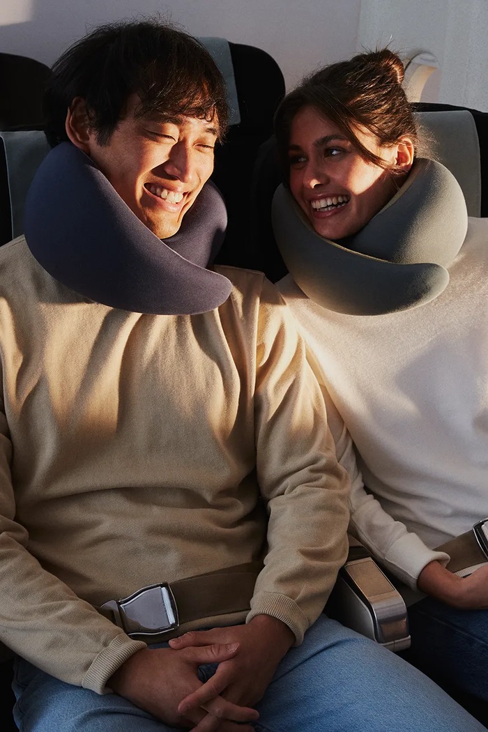 Подушка під шию Ostrichpillow Go Night Walk блакитний OPGV26U
