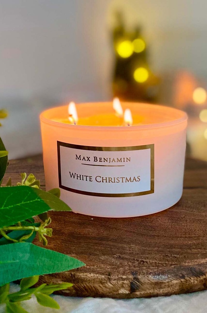 Vonná svíčka Max Benjamin White Christmas 480 g MB.XMAS3WICK bílá AA00