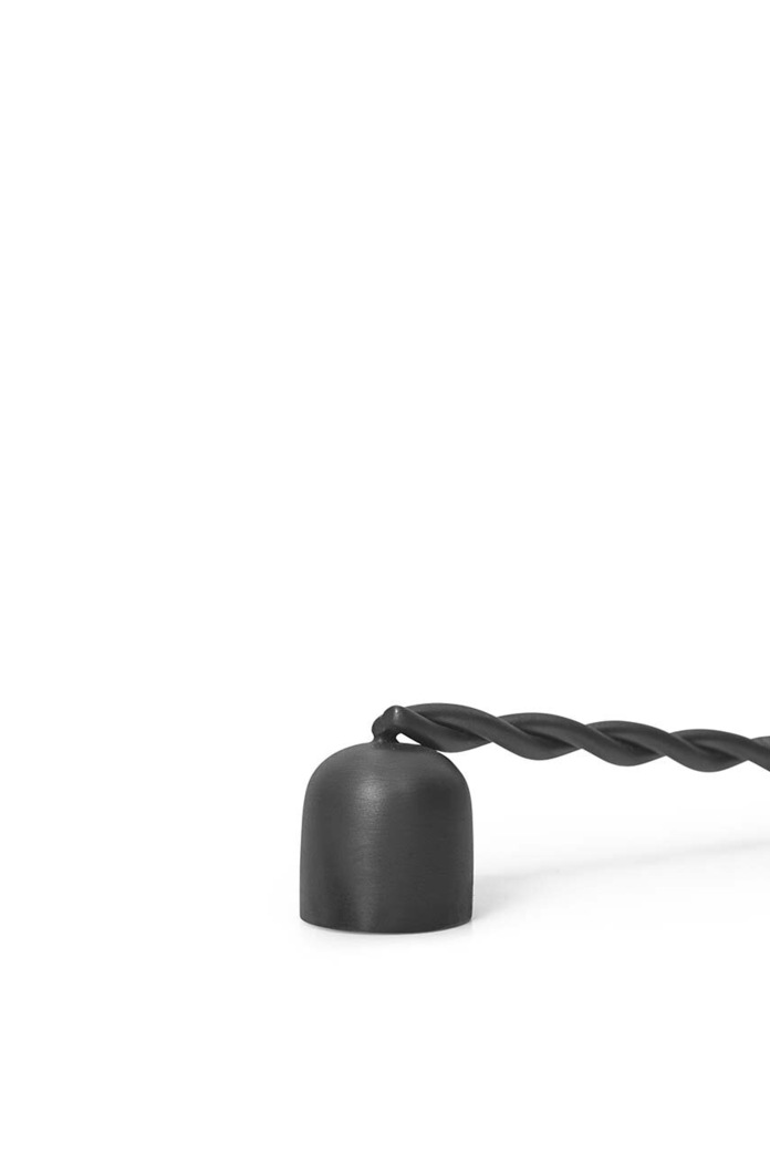 Zvono za gašenje svijeća ferm LIVING Twist 1104267456 crna AA00