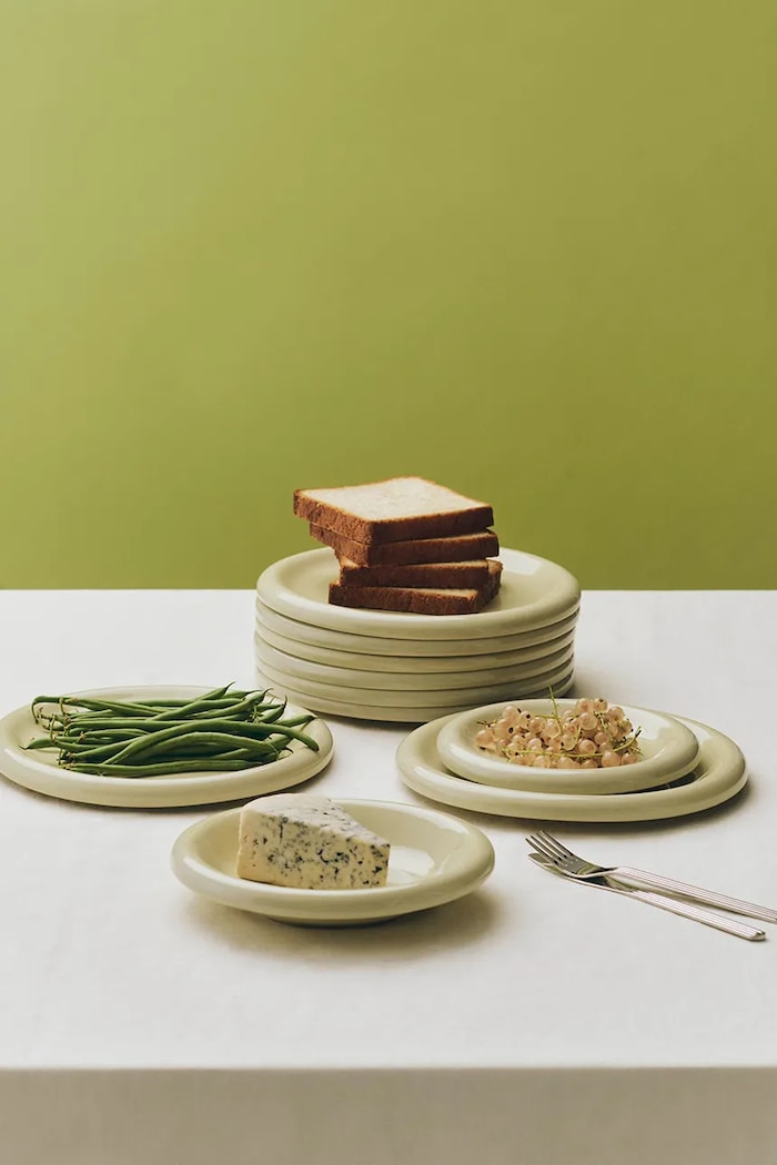 HAY set di piatti per snack in terracotta 2,4 x 18 x 18 cm AC459.A668.AI60.03DF verde AA00
