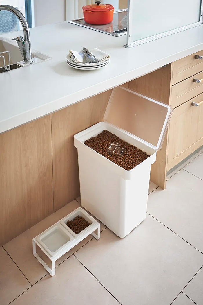 Lifestyle Yamazaki recipient hrană pentru animale de companie Tower 25 L 5617 alb