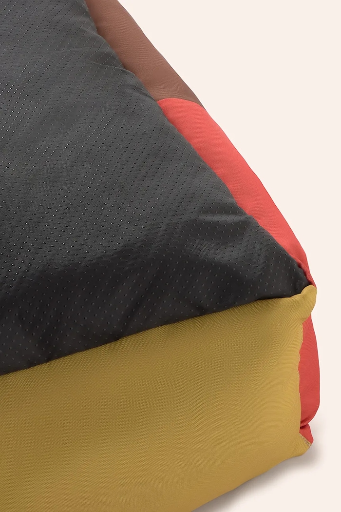 Lifestyle Calma House Pat pentru animale de companie Buby M BUBY.DOGM.ROS multicolor