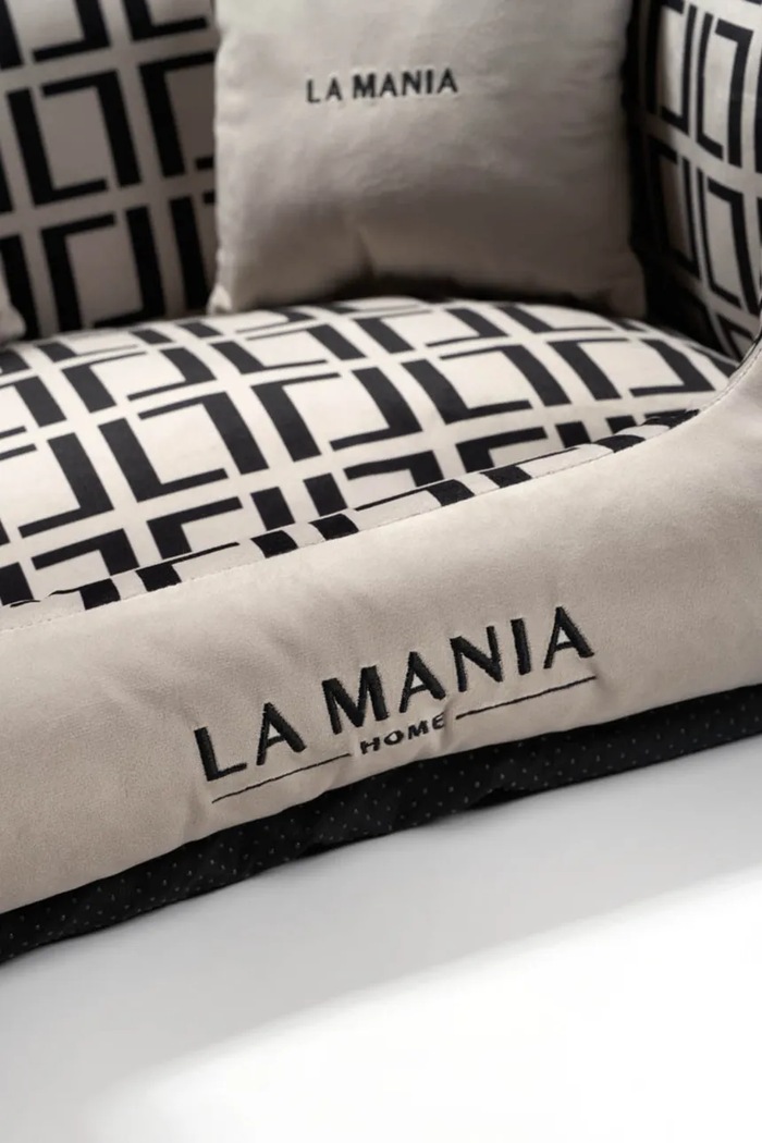 Lifestyle La Mania kisállat ágy Dog Mania S/65 x 50 cm 5905549410967 többszínű