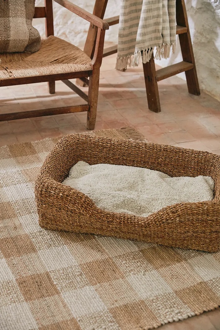 Calma House legowisko dla pupila 60 x 45 x 23 cm multicolor BRAIDDOGMNAT