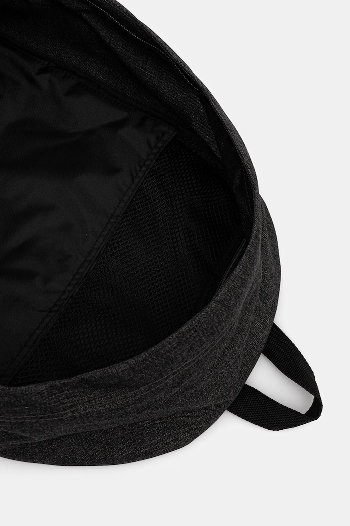 Eastpak Ruksak OUT OF OFFICE EK76777H siva