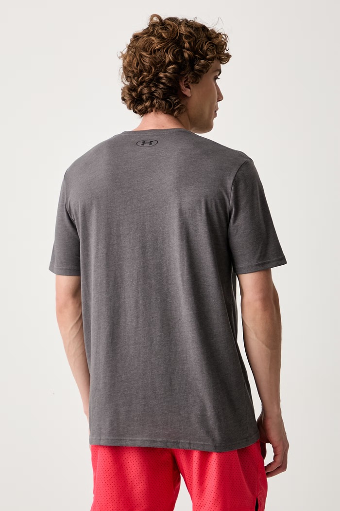 Odzież Under Armour T-shirt treningowy męski z bawełną SPORTSTYLE LEFT CHEST 1326799 szary