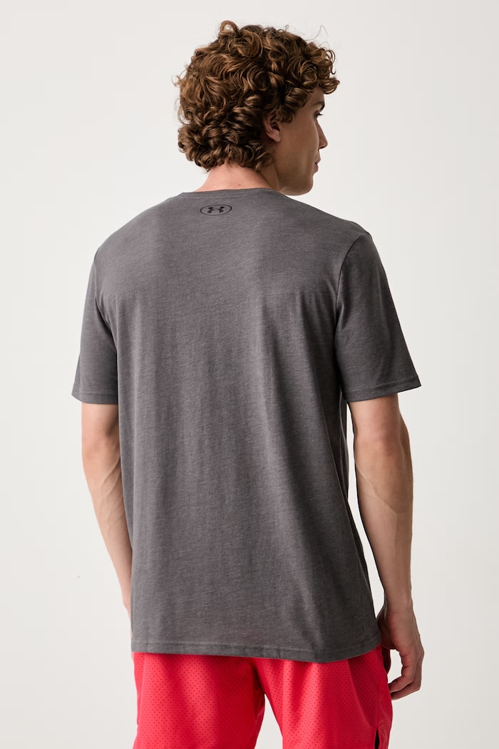 Odzież Under Armour T-shirt treningowy męski z bawełną SPORTSTYLE LEFT CHEST 1326799 szary