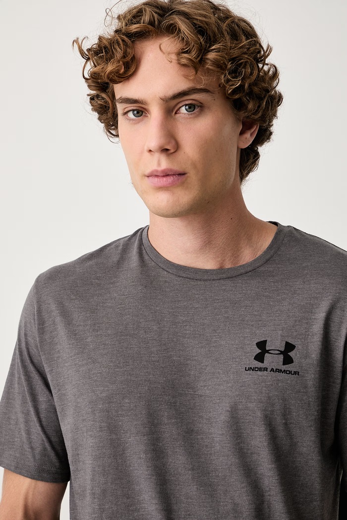 Under Armour T-shirt treningowy męski z bawełną SPORTSTYLE LEFT CHEST szary 1326799