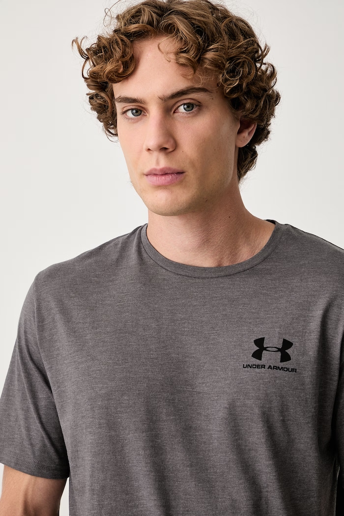 Under Armour T-shirt treningowy męski z bawełną SPORTSTYLE LEFT CHEST szary 1326799