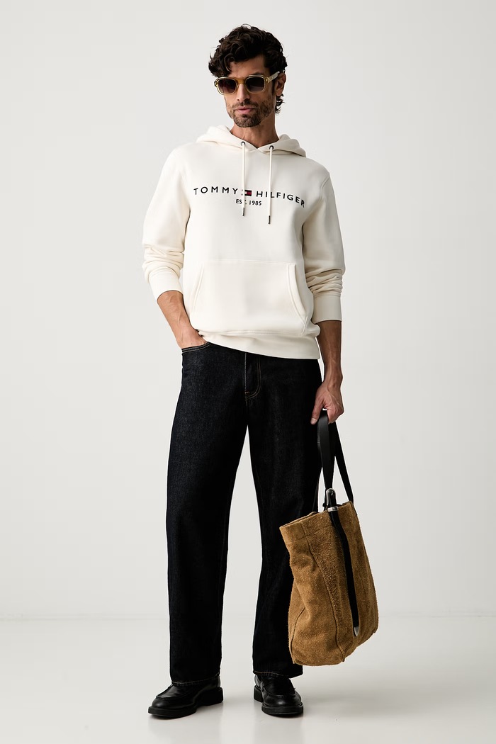 Tommy Hilfiger bluza z kapturem męska z bawełną MW0MW11599 beżowy SS26