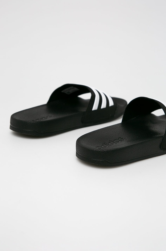 adidas - Gyerek papucs G27625 fekete G27625