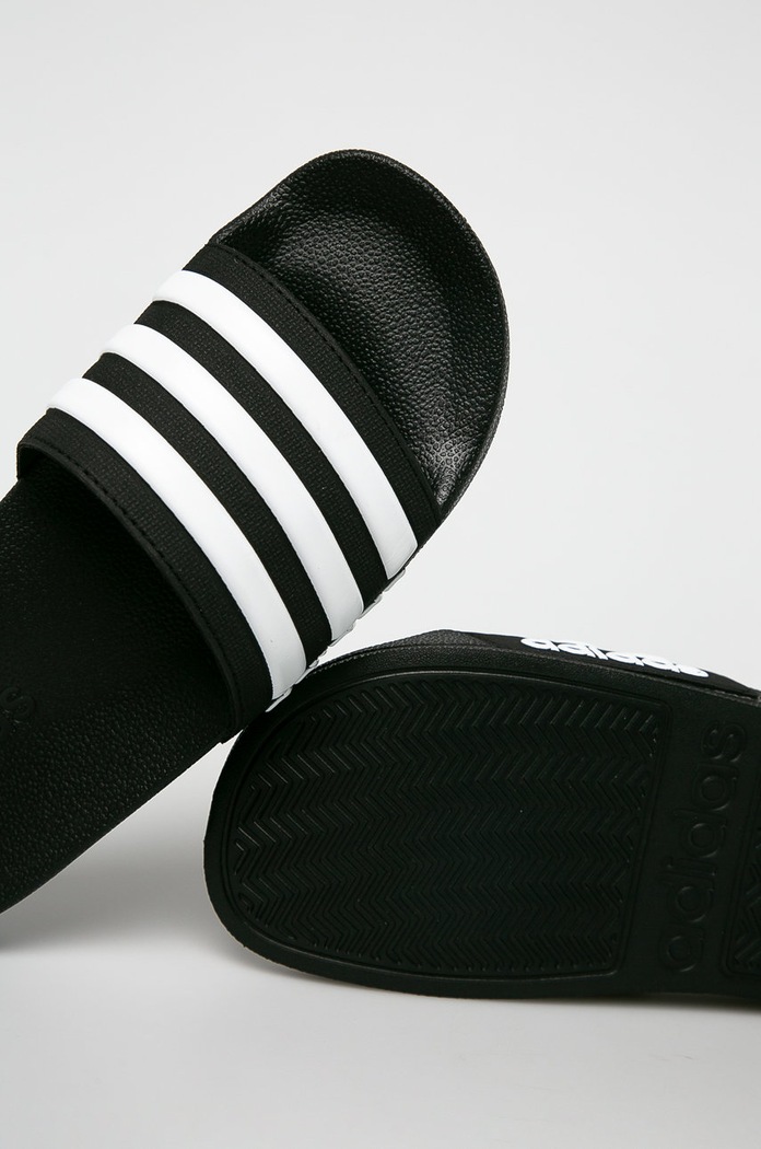 adidas - Gyerek papucs G27625 G27625 fekete