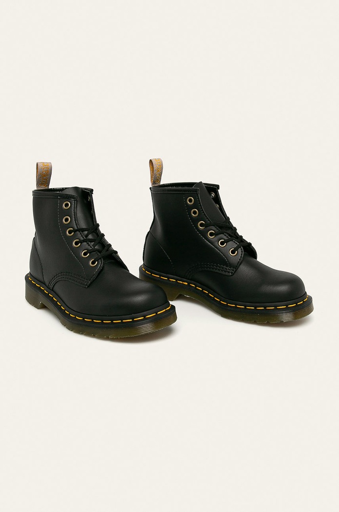 Dr. Martens botki Vegan 101 DM23984001 czarny SS24