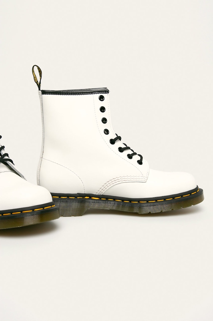 Kožené farmářky Dr. Martens DM11822100 bílá AW21