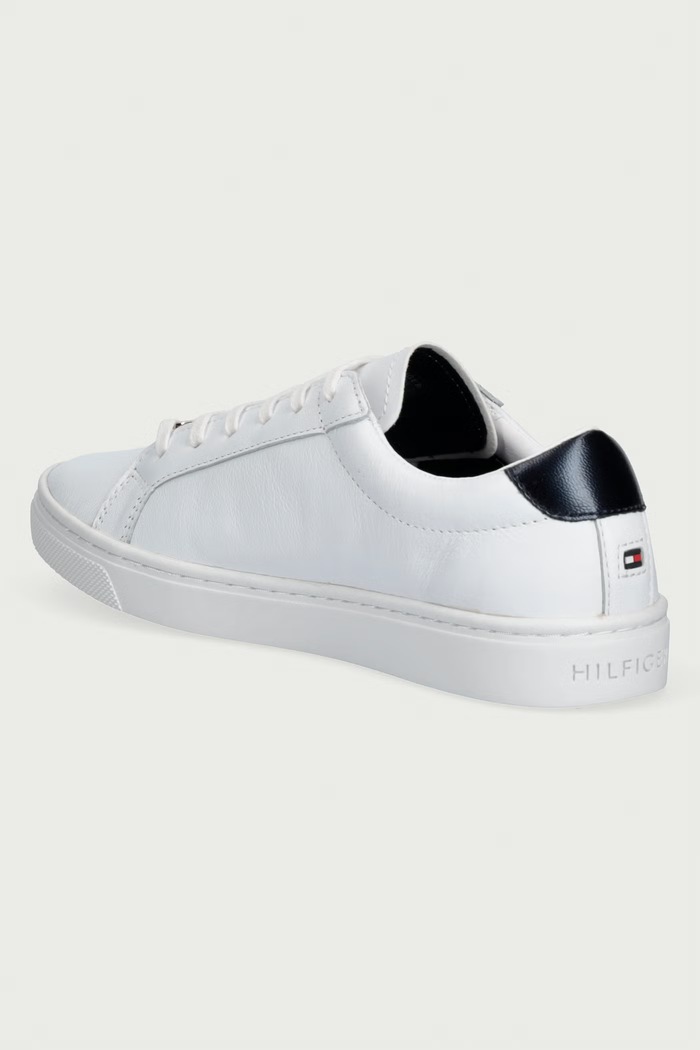 Obuwie Tommy Hilfiger Sneakersy damskie skórzane FW0FW03682 biały
