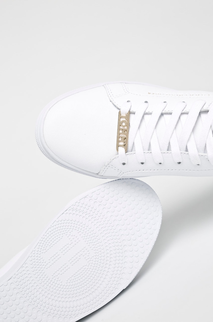 Obuwie Tommy Hilfiger - Buty ESSENTIAL SNEAKER FW0FW03682 biały