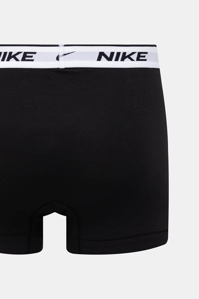 Ρούχα Nike εφαρμοστά μποξεράκια ανδρικά βαμβάκι με ελαστάν 3-pack KE1008 μαύρο