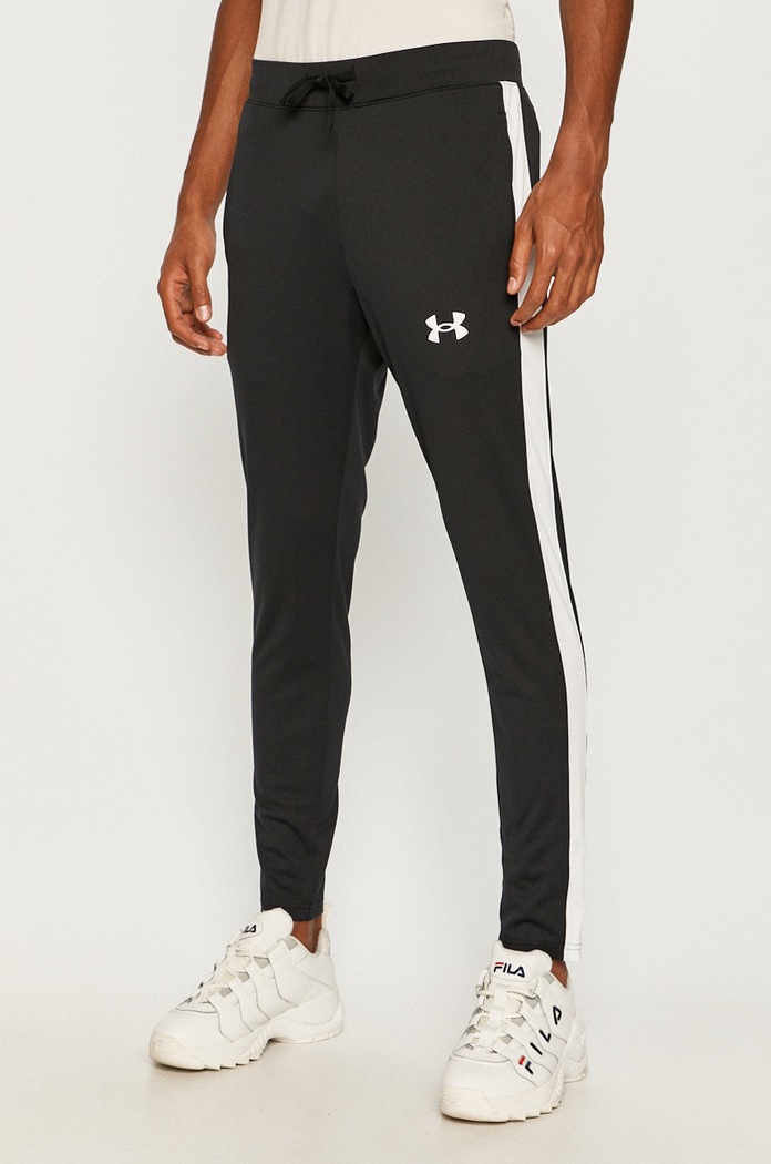 Ρούχα Under Armour αθλητική φόρμα 1357139.001 μαύρο