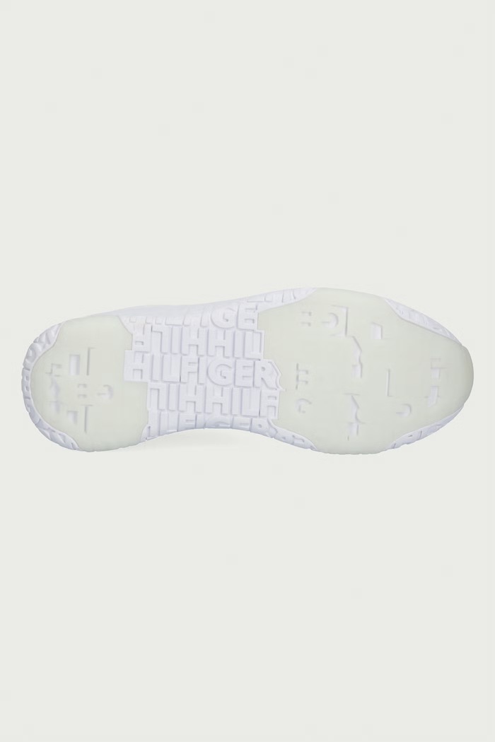 Sneakersy męskie Tommy Hilfiger biały FM0FM02838YBR