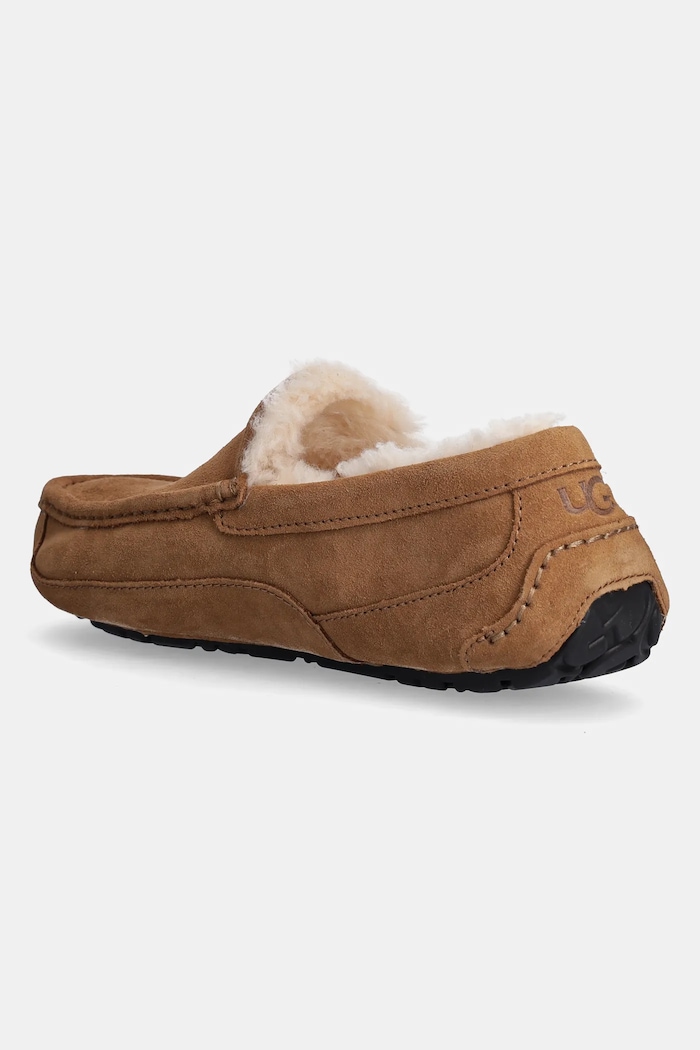 Obuća UGG - Kožne kućne papuče Ascot 1101110.CHE smeđa