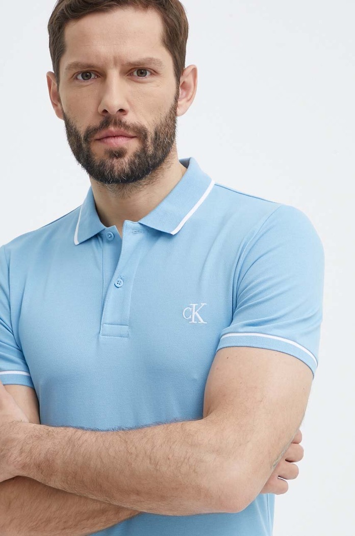 Тениска с яка Calvin Klein Jeans вталена син J30J315603