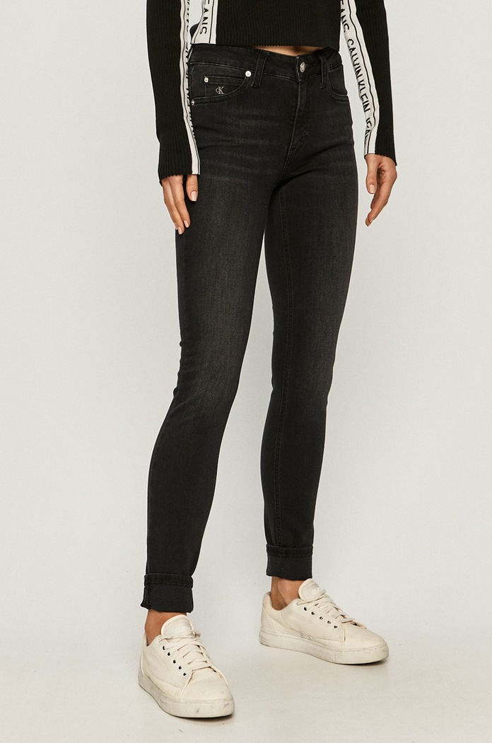 Calvin Klein Jeans - Rifle CKJ 011 čierna J20J214099