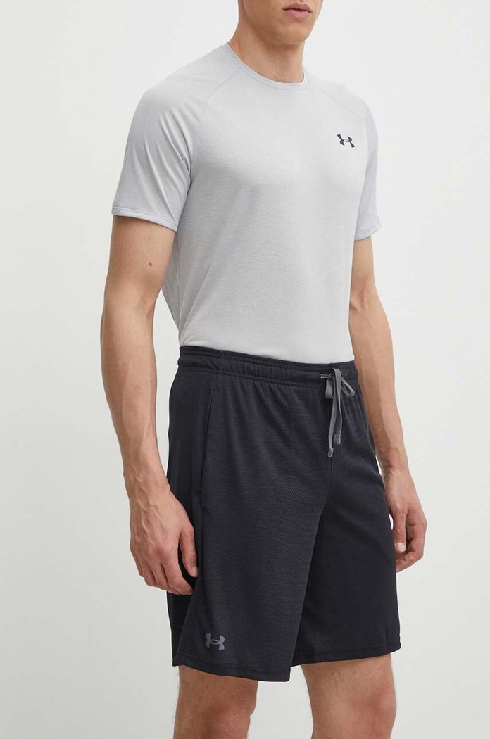 Under Armour - Rövidnadrág 1328705.001 sima fekete 1328705.001