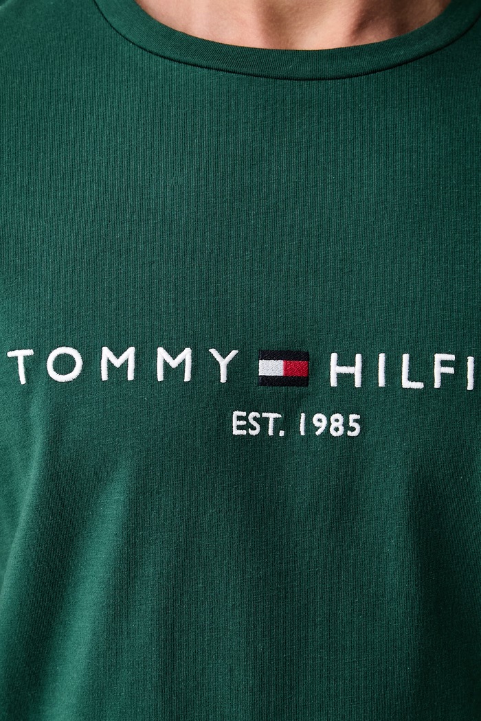 Tommy Hilfiger tričko pánske bavlnené MW0MW11797 zelená