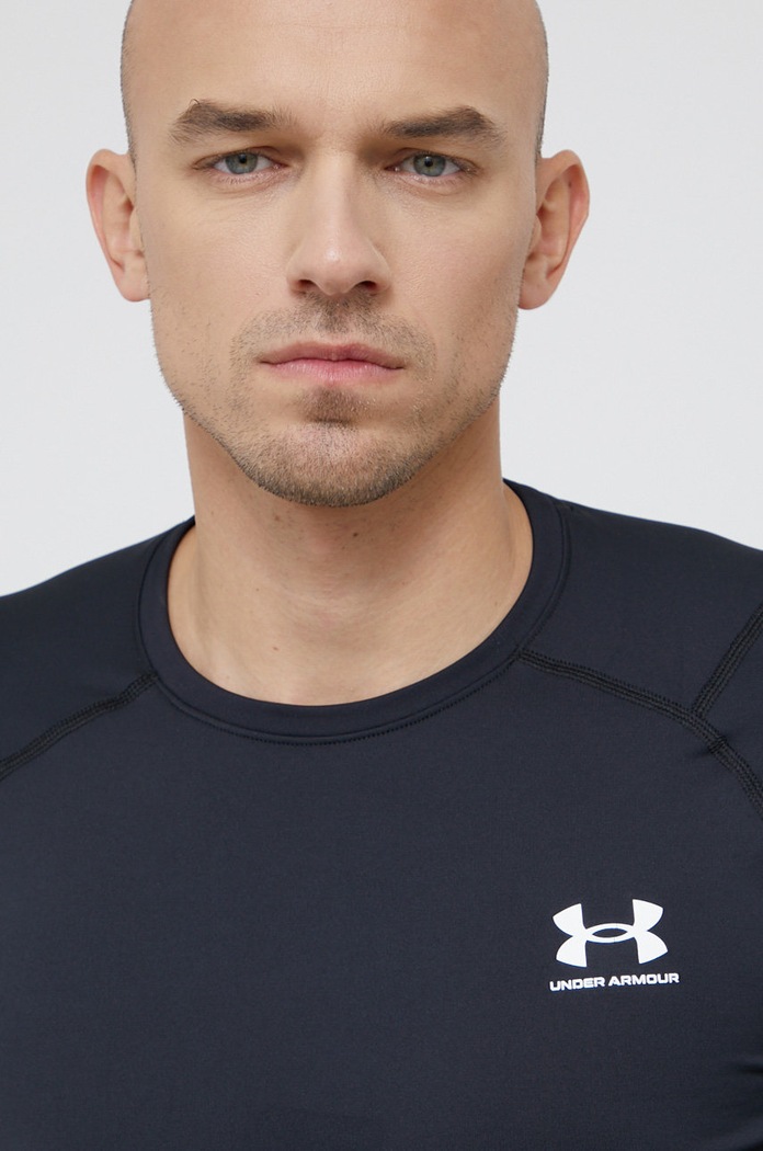 Tričko s dlhým rukávom Under Armour 1366068 čierna 1366068