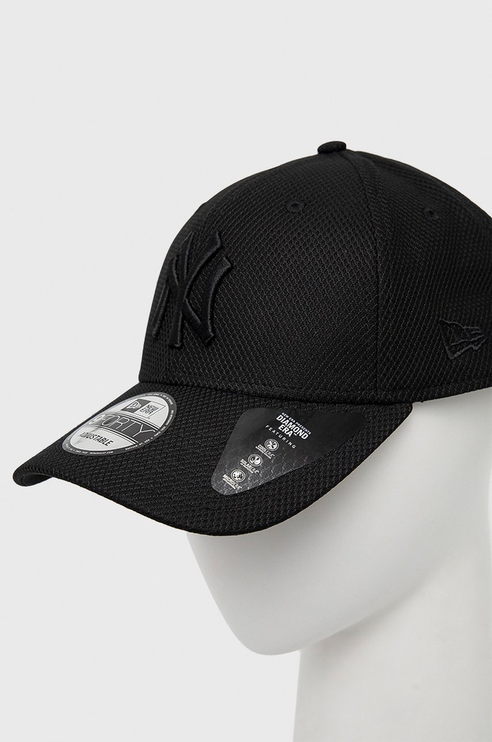 Шапка New Era DIAMOND ERA ESSENTIAL 9FORTY® 12040560 черен AA00