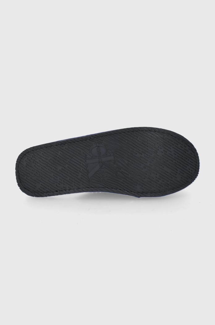 Calvin Klein Jeans Kapcie YM0YM00304 YM0YM00304 granatowy