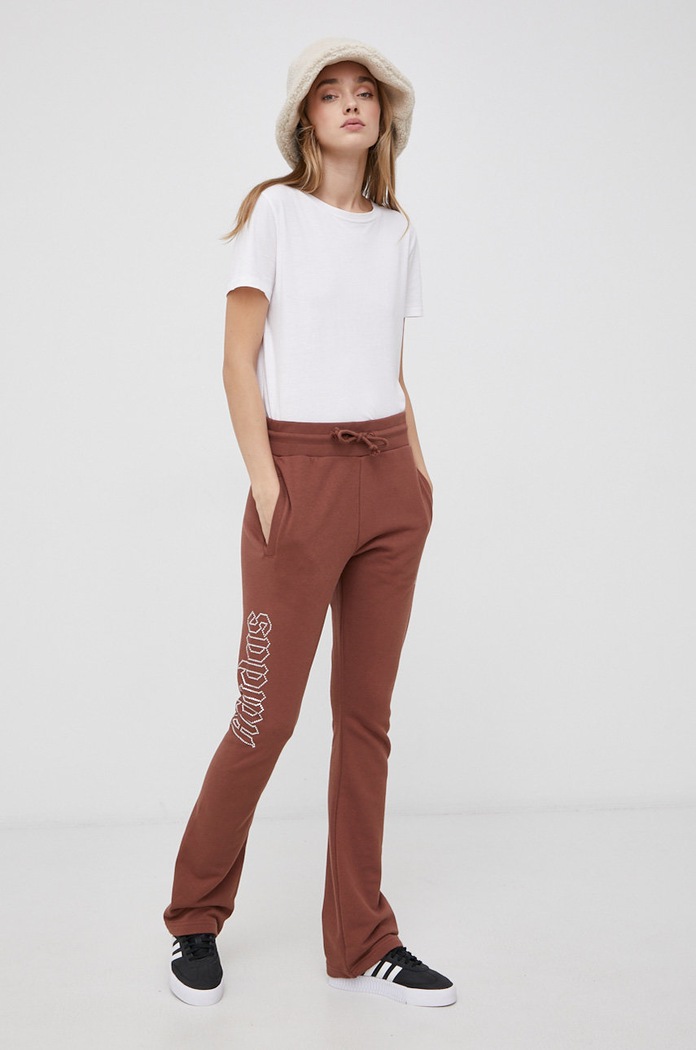 Παντελόνι adidas Originals HF6772 καφέ AW21