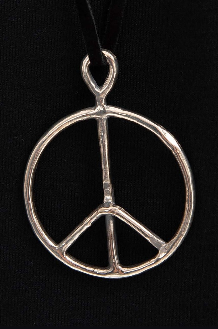 Náhrdelník Needles Peace Pendant - Deer Cord LQ015.SILVER stříbrná