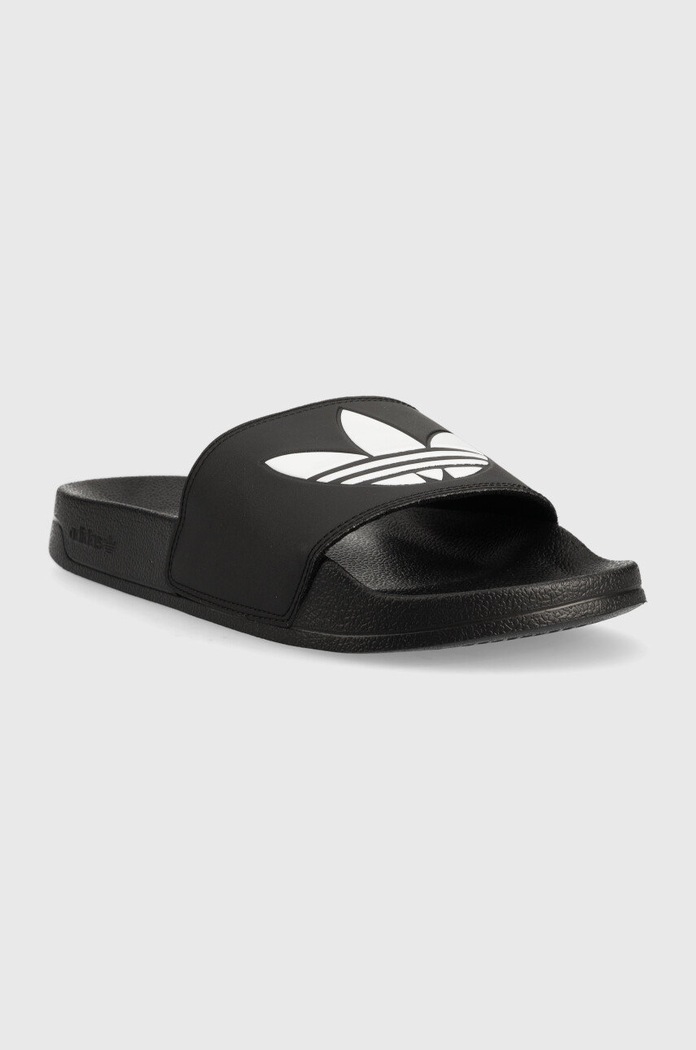 Šľapky adidas Originals Adilette FU8298 čierna AA00