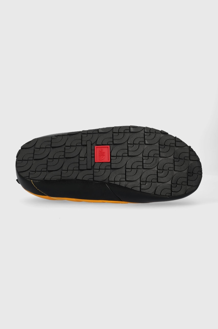 Παντόφλες The North Face Men S Thermoball Traction Mule V NF0A3UZNZU31 κίτρινο
