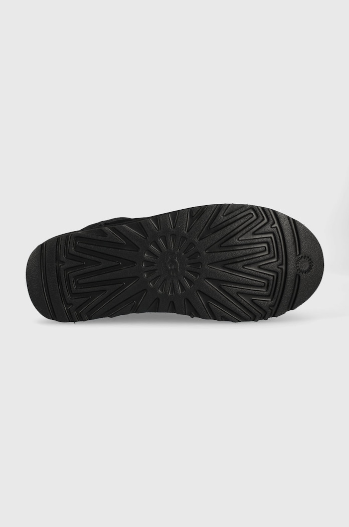 Semišové papuče UGG M Classic Slip-on UGG čierna 1129290.BLK