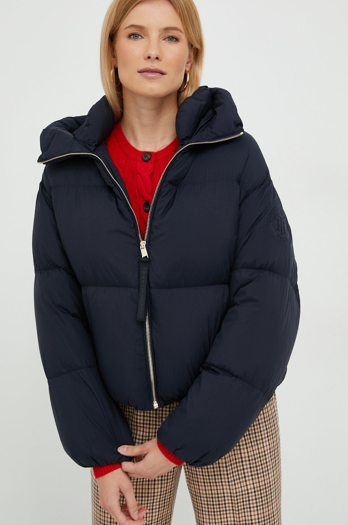Péřová bunda Tommy Hilfiger s podšívkou námořnická modř WW0WW35084.9BYY