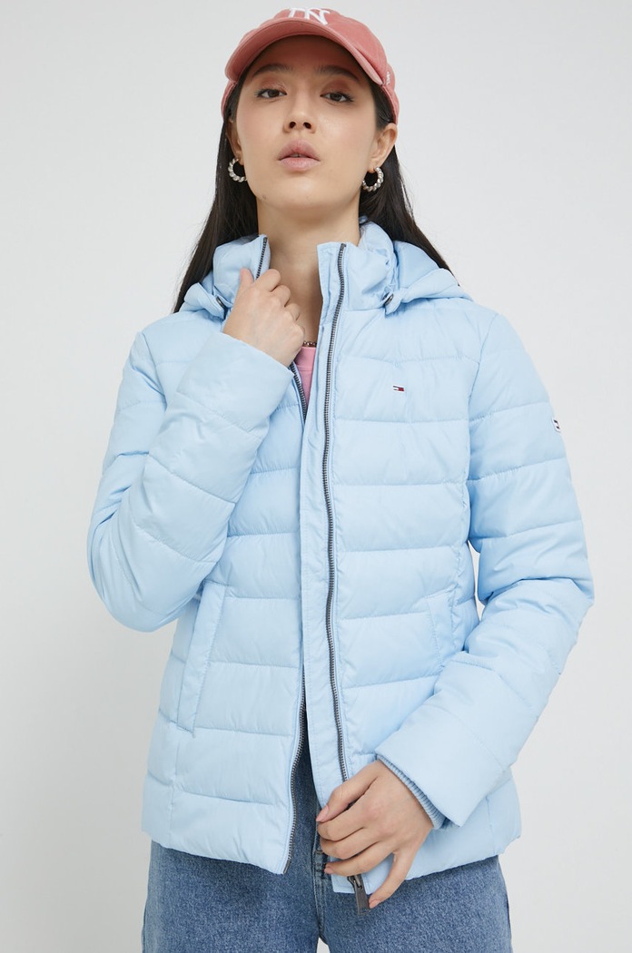 Tommy Jeans kurtka DW0DW13741.9BYY pozostałe niebieski DW0DW13741.9BYY