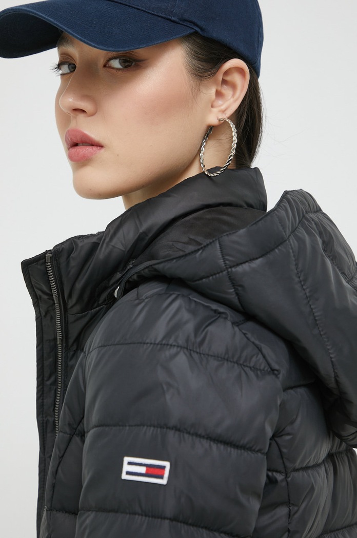 Tommy Jeans kurtka DW0DW13741.9BYY czarny DW0DW13741.9BYY