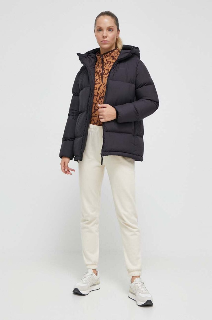 Páperová bunda Peak Performance G77952 čierna AW24
