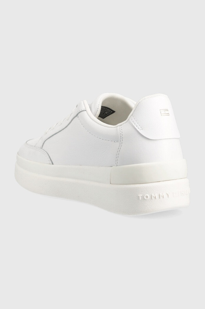 Obuwie Tommy Hilfiger sneakersy TH Signature Leather FW0FW06665.YBR biały