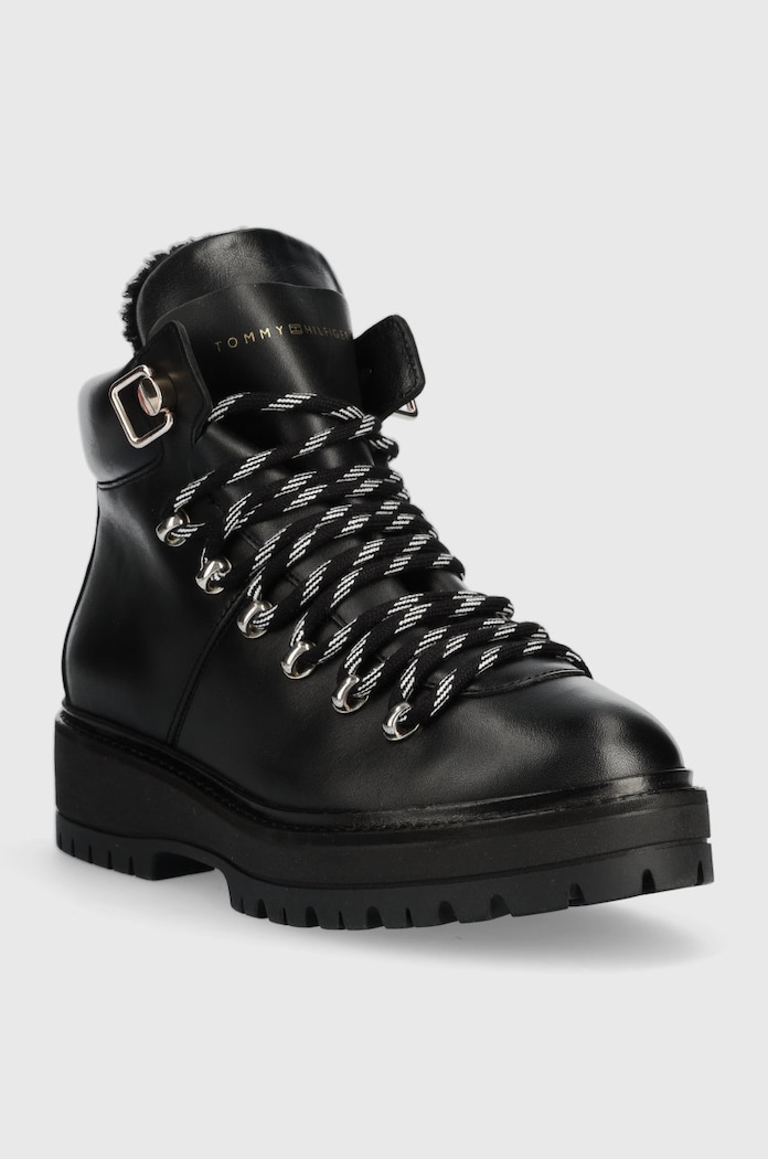 Tommy Hilfiger bokacsizma Leather Outdoor Flat Boot FW0FW06725.BDS fekete AW22