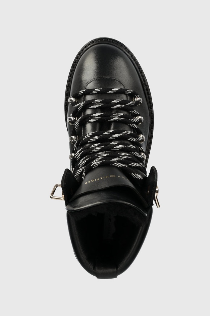 Tommy Hilfiger bokacsizma Leather Outdoor Flat Boot fekete FW0FW06725.BDS