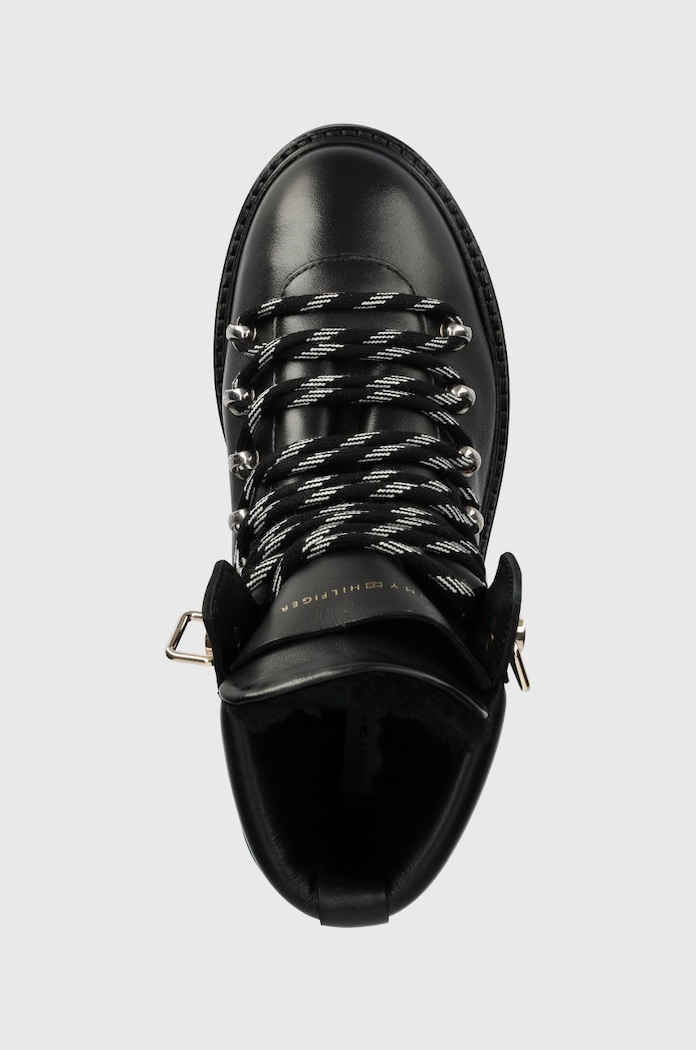 Tommy Hilfiger bokacsizma Leather Outdoor Flat Boot fekete FW0FW06725.BDS