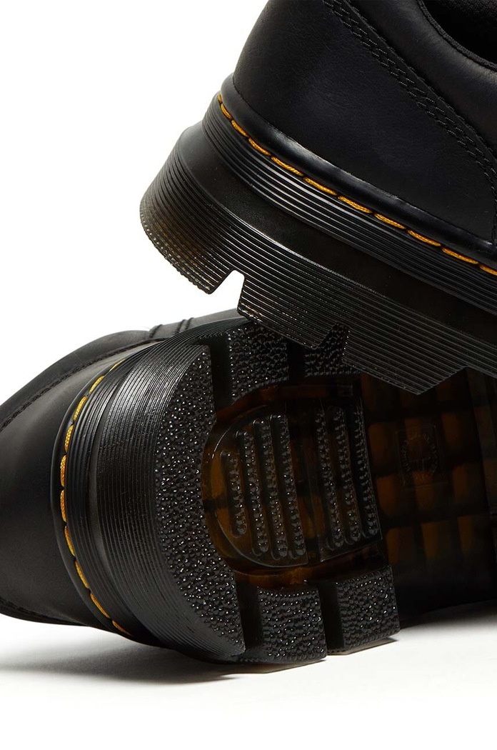 Dr. Martens półbuty skórzane Reeder czarny DM27104001