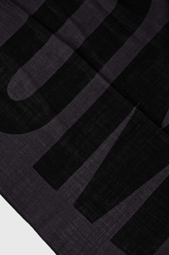 Vlněná šála Moschino M5134.50118 šedá AW23